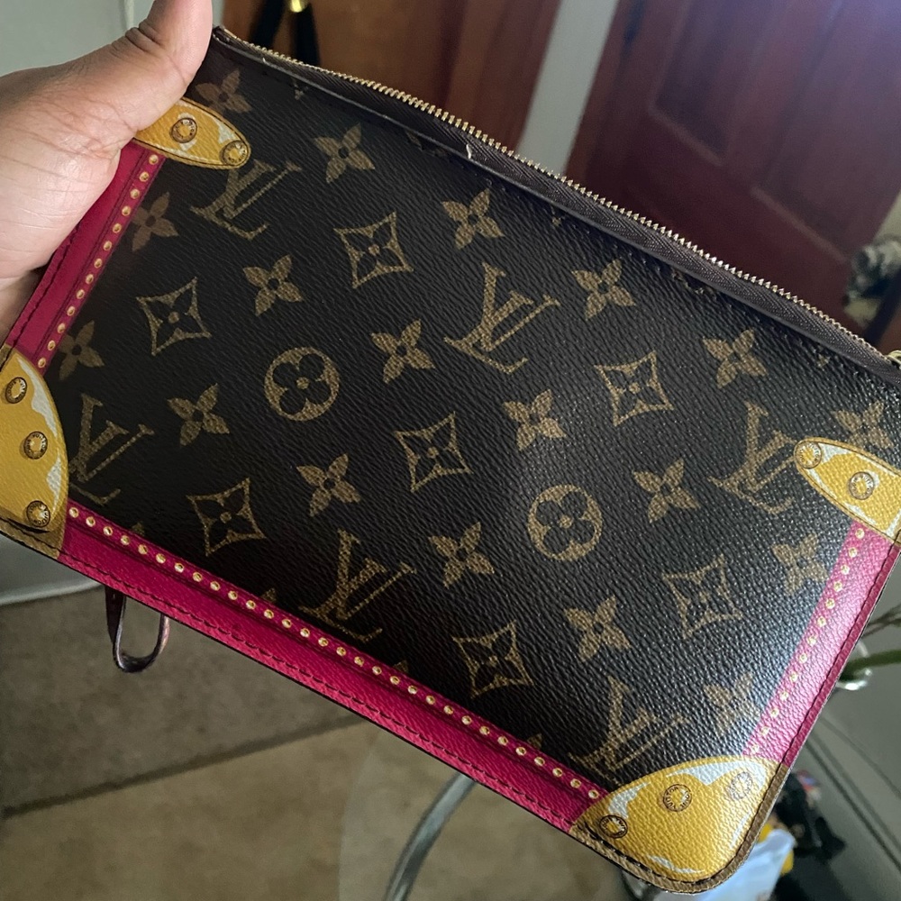 Louis Vuitton Neverfull MM Wristlet